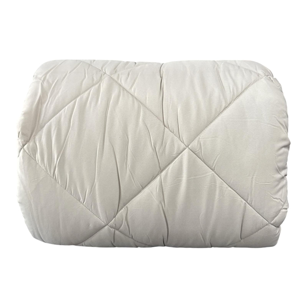 Trapunta invernale Soffice Di Maestro colore beige con cuciture a rombi