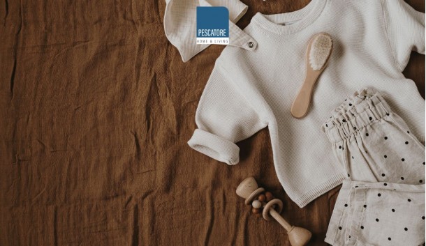 Come lavare i vestiti dei neonati: guida completa